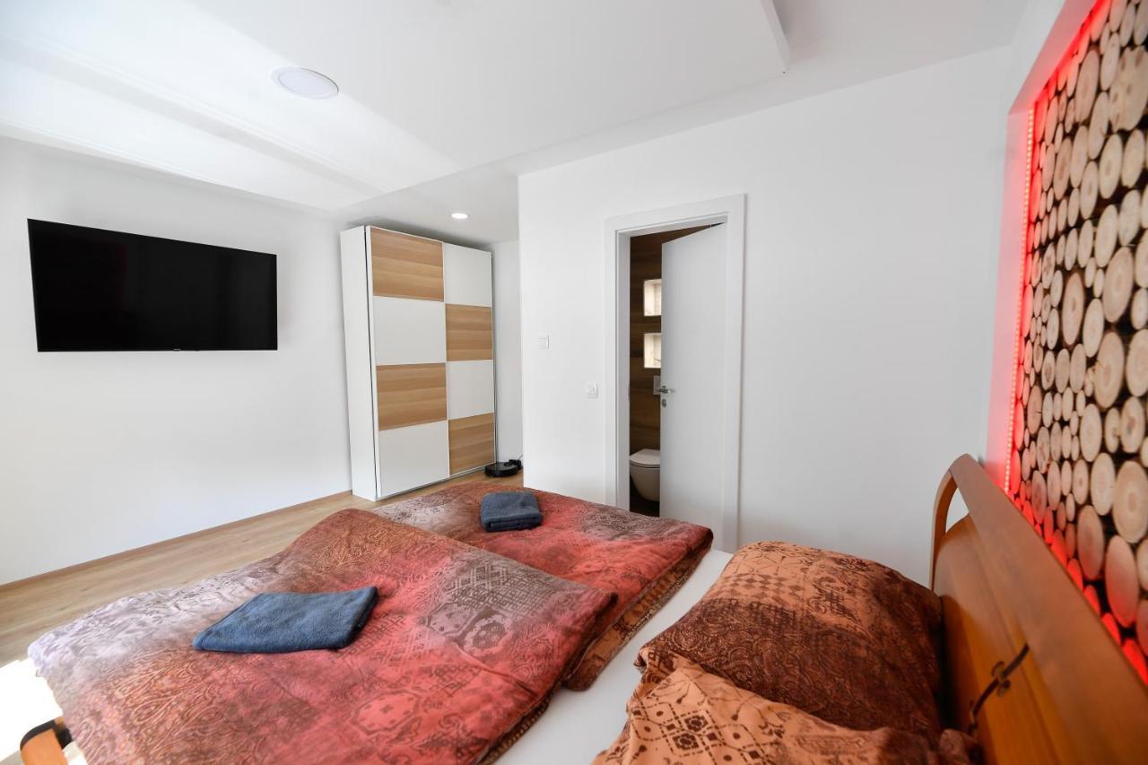 Casa Ax Premium Free Parking Apartment Марибор Екстериор снимка